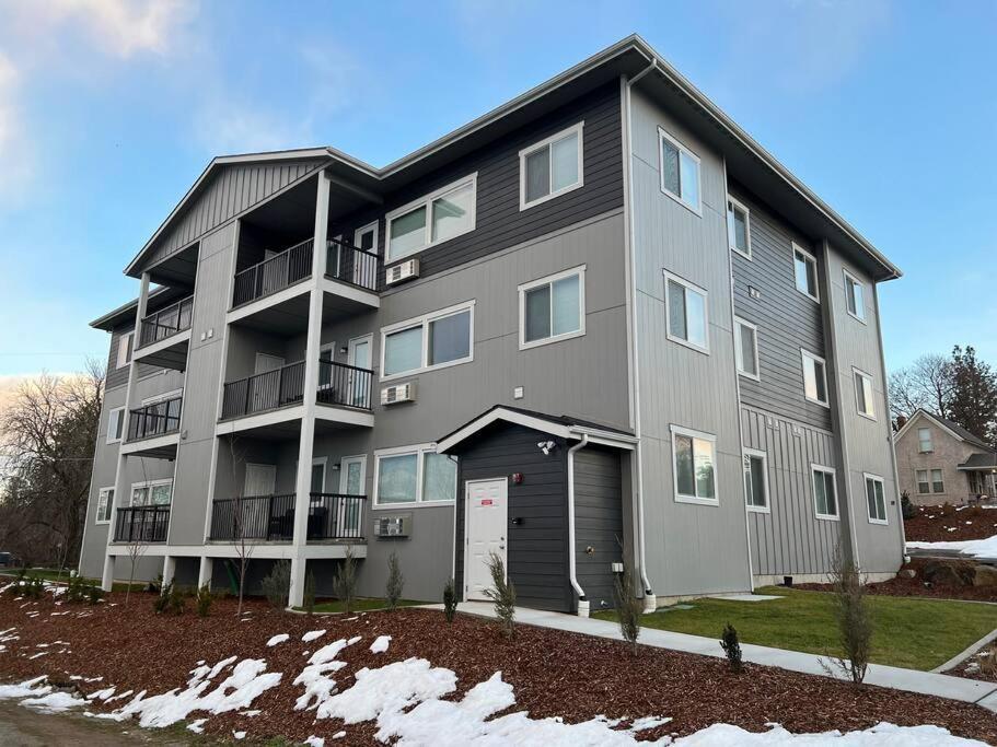 Brand New 2 Bd 2 Bth Near Dt And Perry District Apartman Spokane Kültér fotó