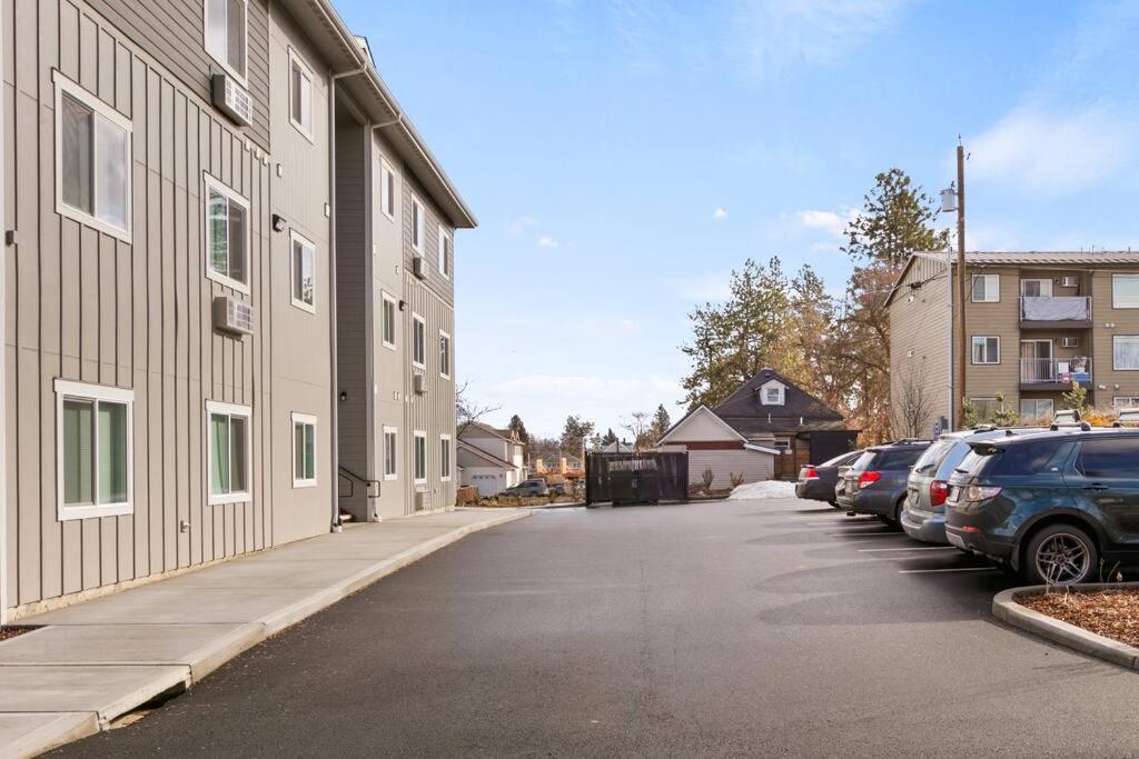 Brand New 2 Bd 2 Bth Near Dt And Perry District Apartman Spokane Kültér fotó