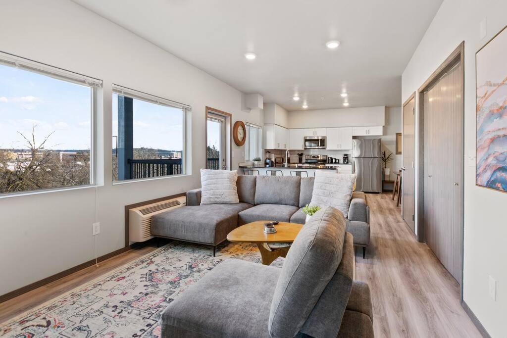 Brand New 2 Bd 2 Bth Near Dt And Perry District Apartman Spokane Kültér fotó